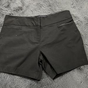 🔥🔥🔥The limited black shorts